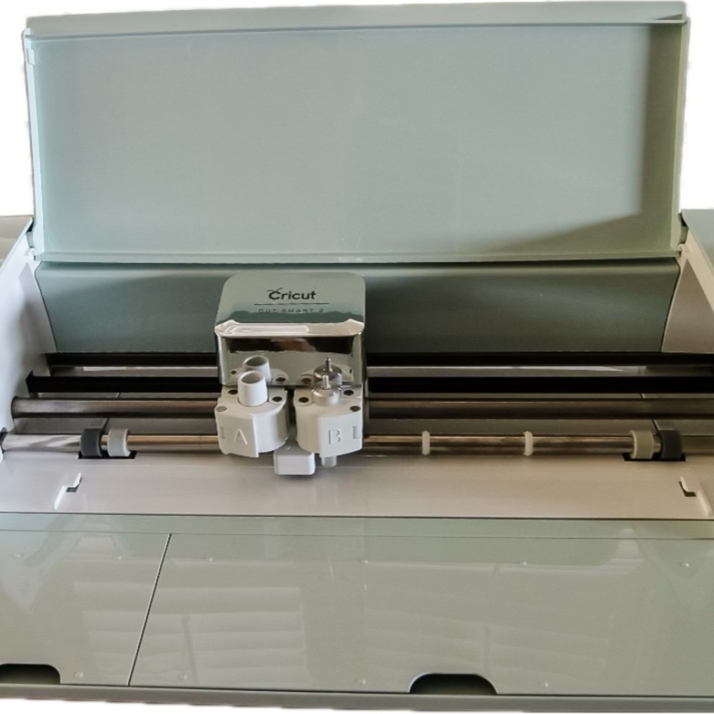 Cricut Cutting Machine - Mint